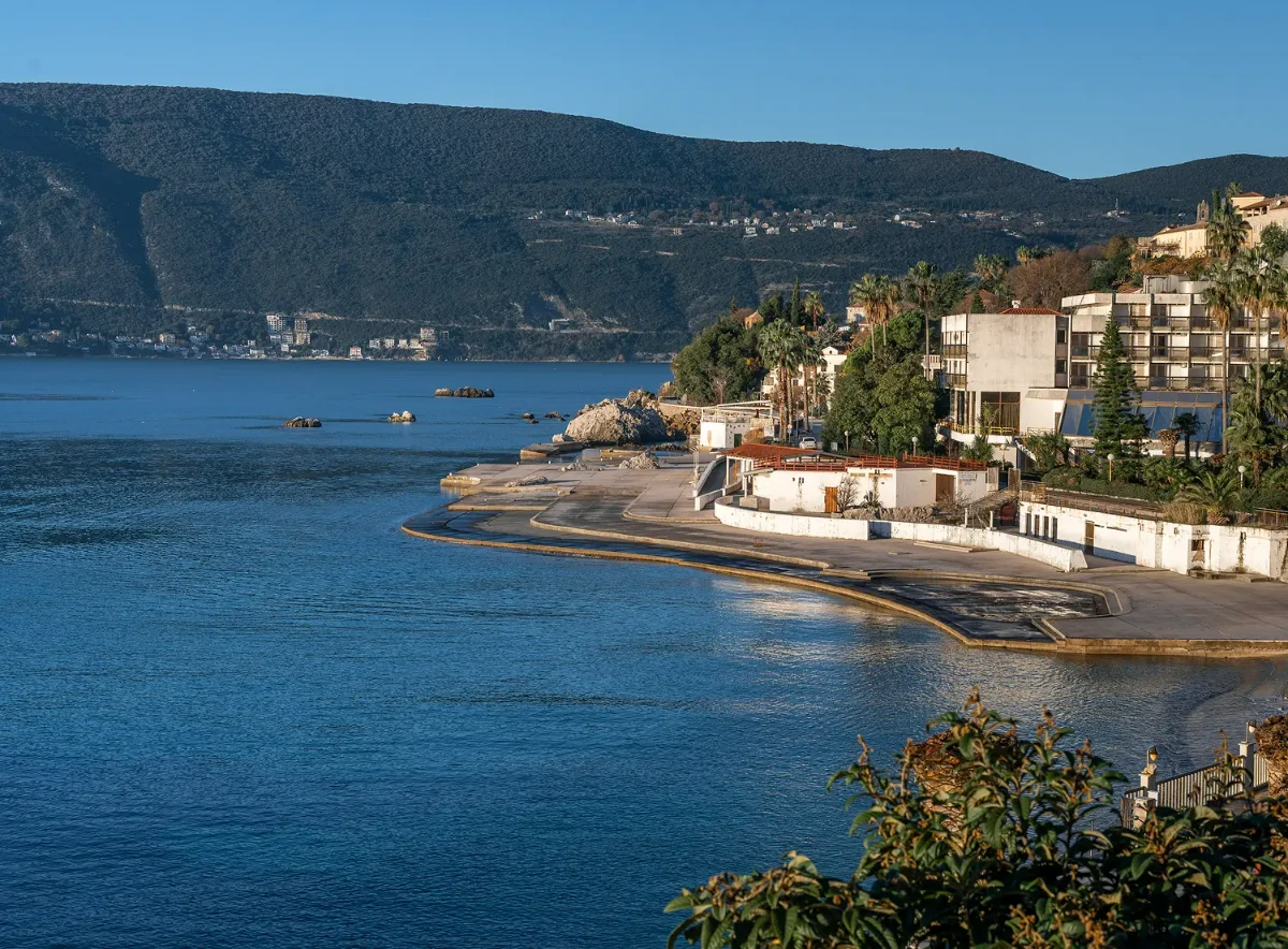 Transfer from Herceg Novi to Podgorica Airport